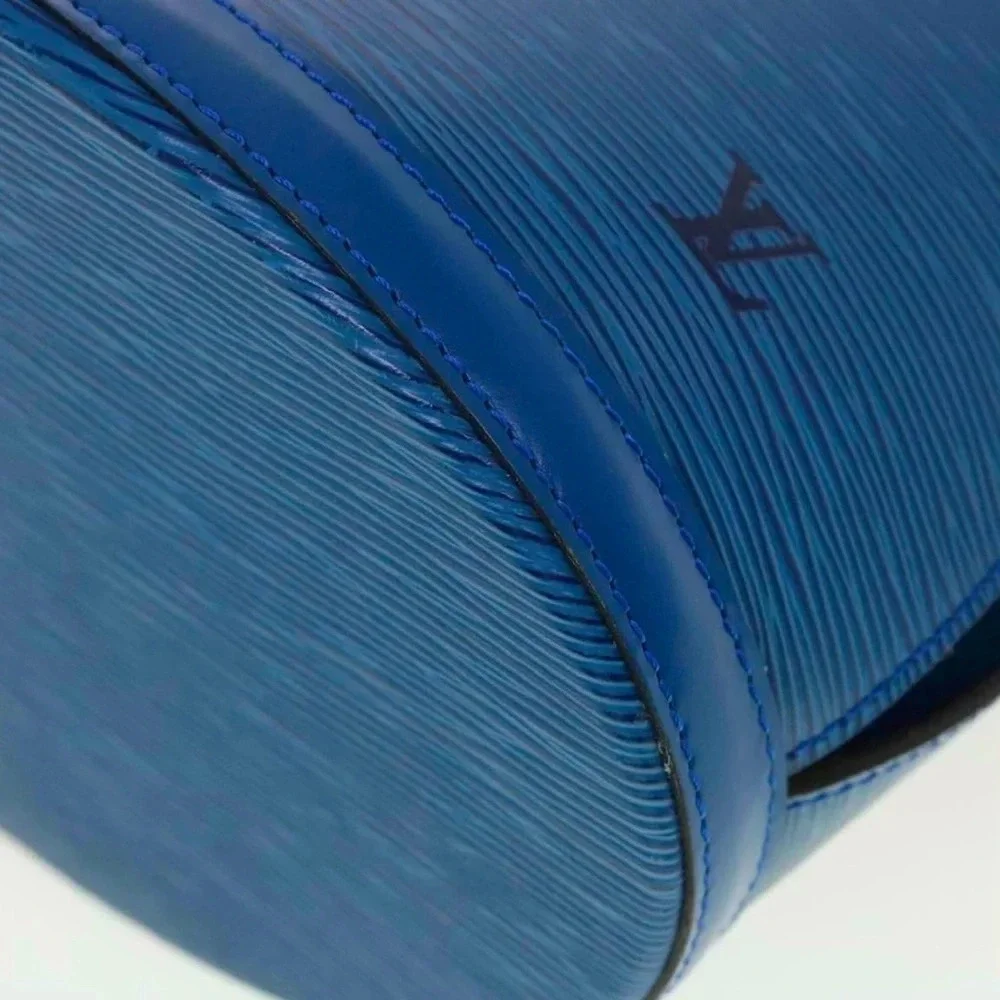Louis Vuitton Toledo Blue Epi Cluny Bag